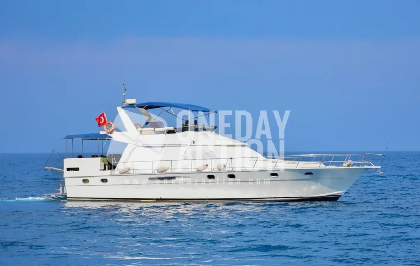 Kemer Luxury Yacht Tour | Pirate Cave, Paradise, Phaselis and Moonlight Bays | VIP | Satisfaction Guaranteed!